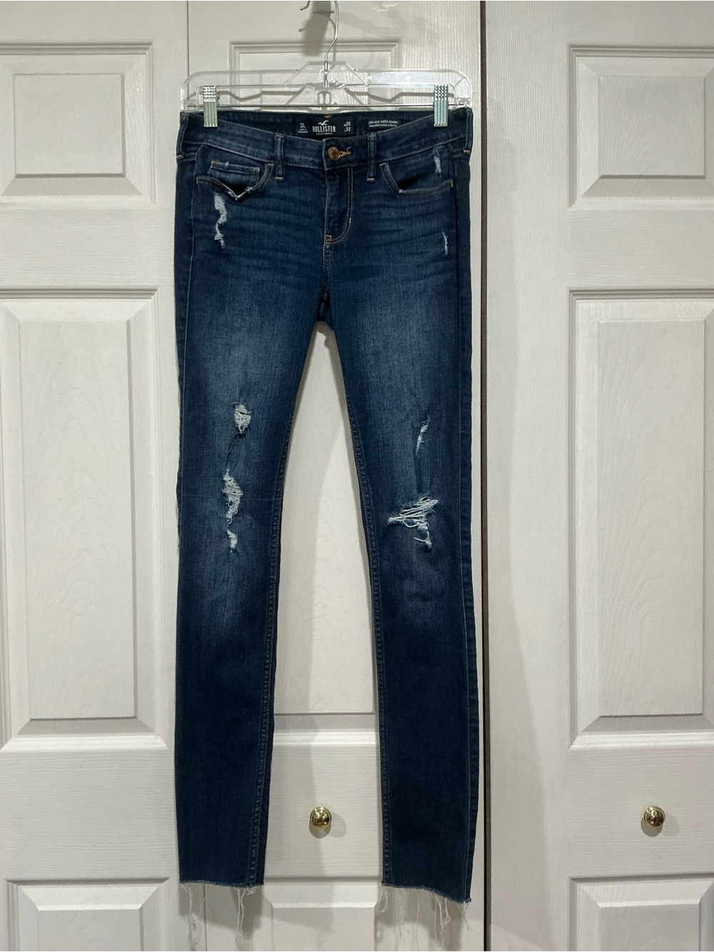 💙 Hollister Low-Rise Super Skinny Stretch Blue Distressed Denim Jeans 3/26